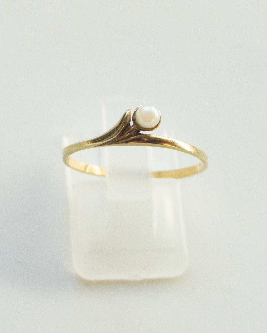 blooming pearl ring