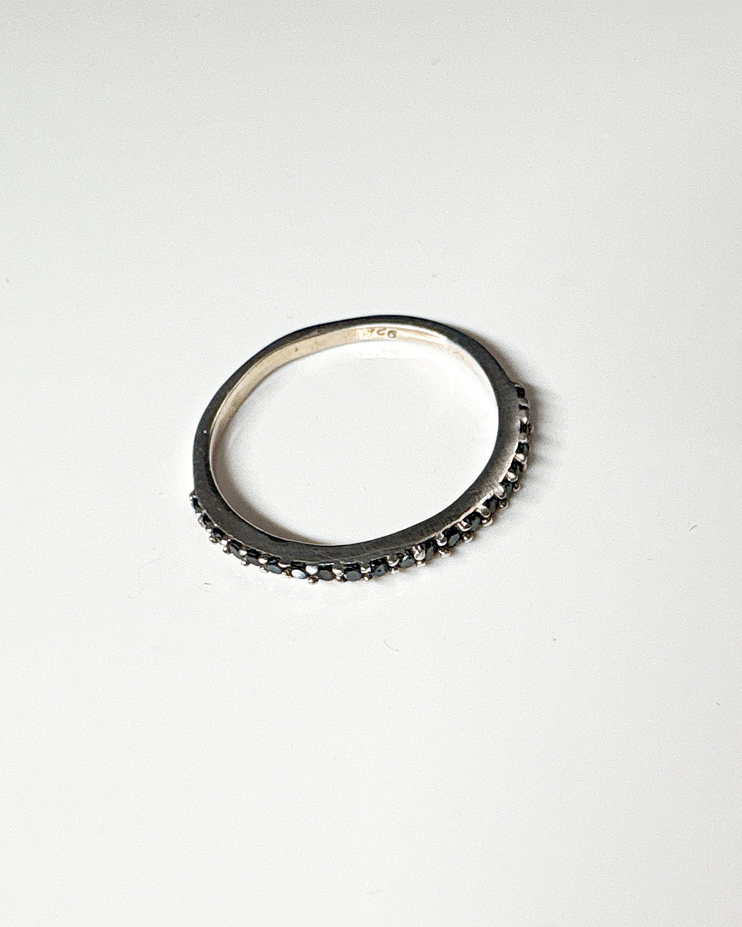 like rolling stones ring