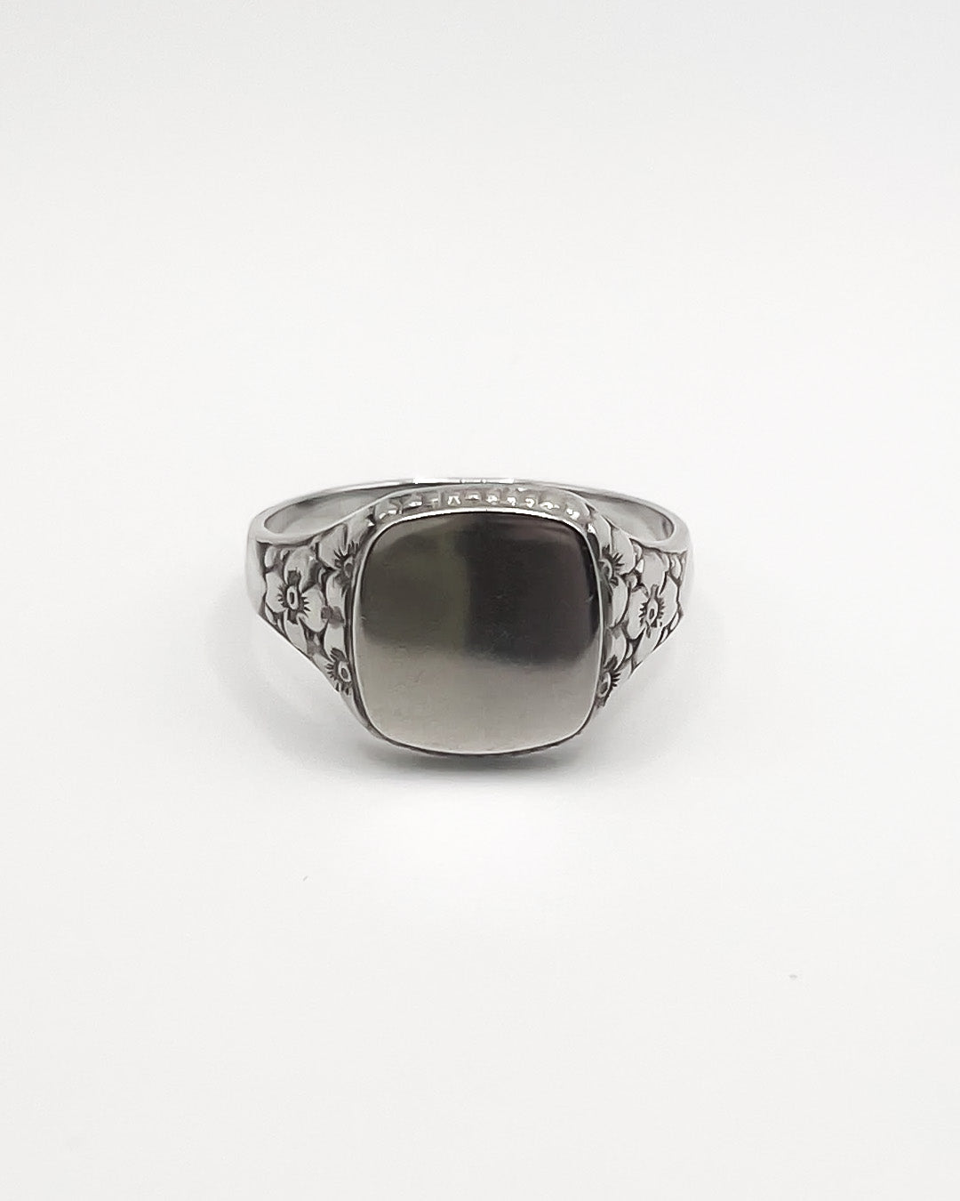the square flower signet ring