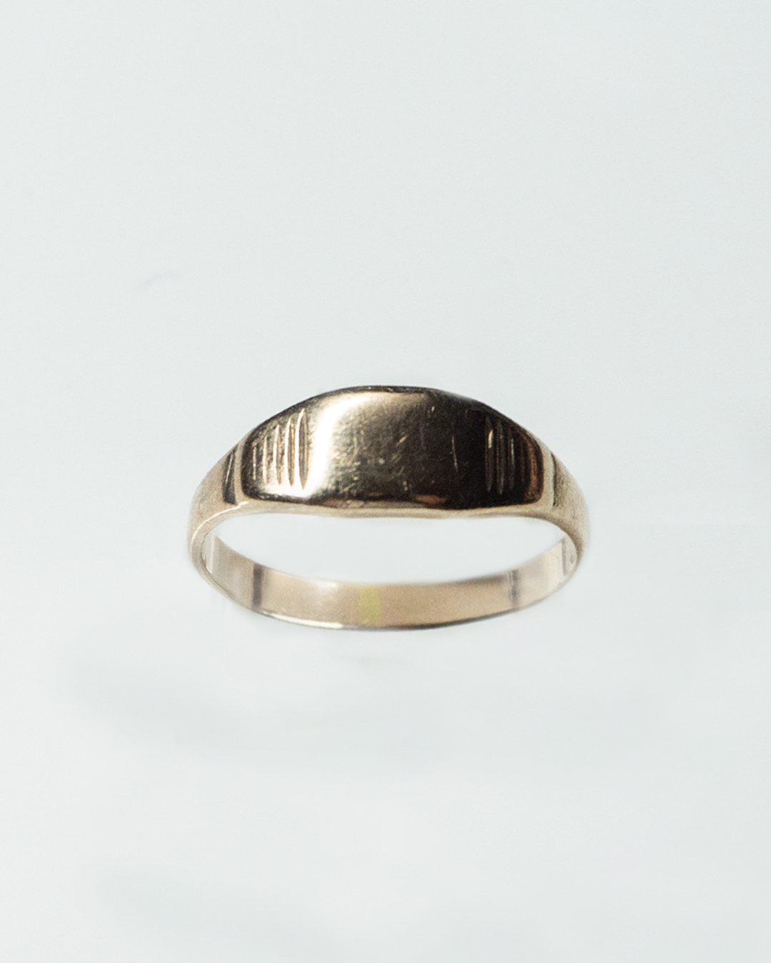 signet ring