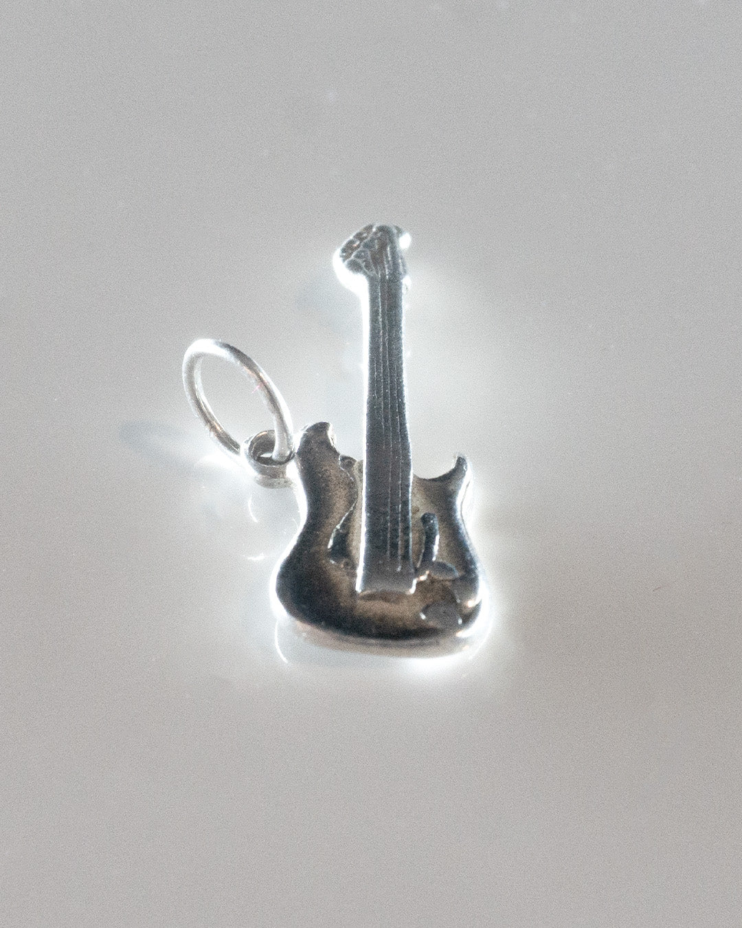 Guitar Hero Silver Charm