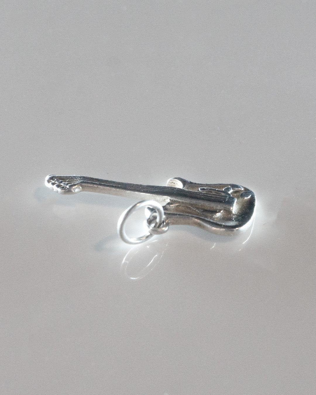 Guitar Hero Silver Charm