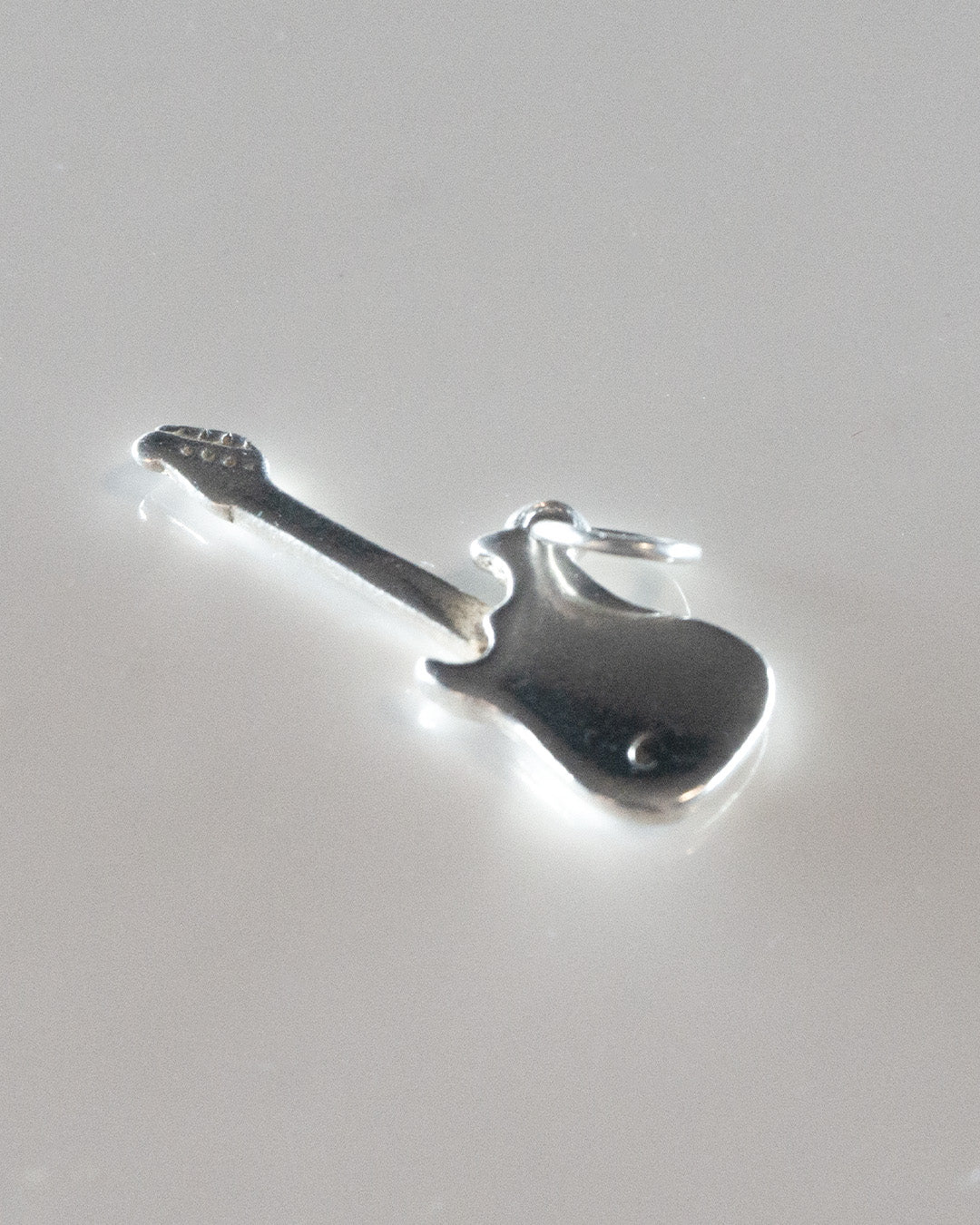 Guitar Hero Silver Charm