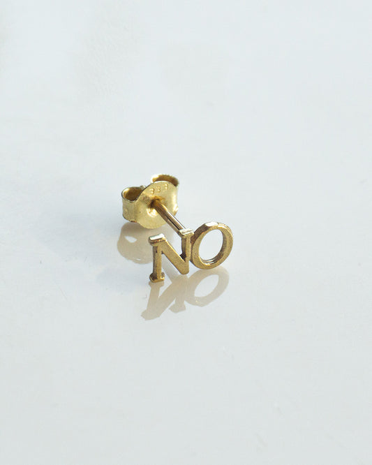 NO earstud