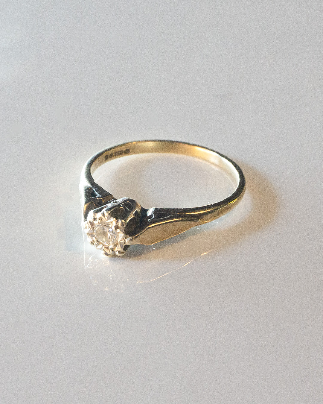 Pretty LIttle Flower Gold Ring