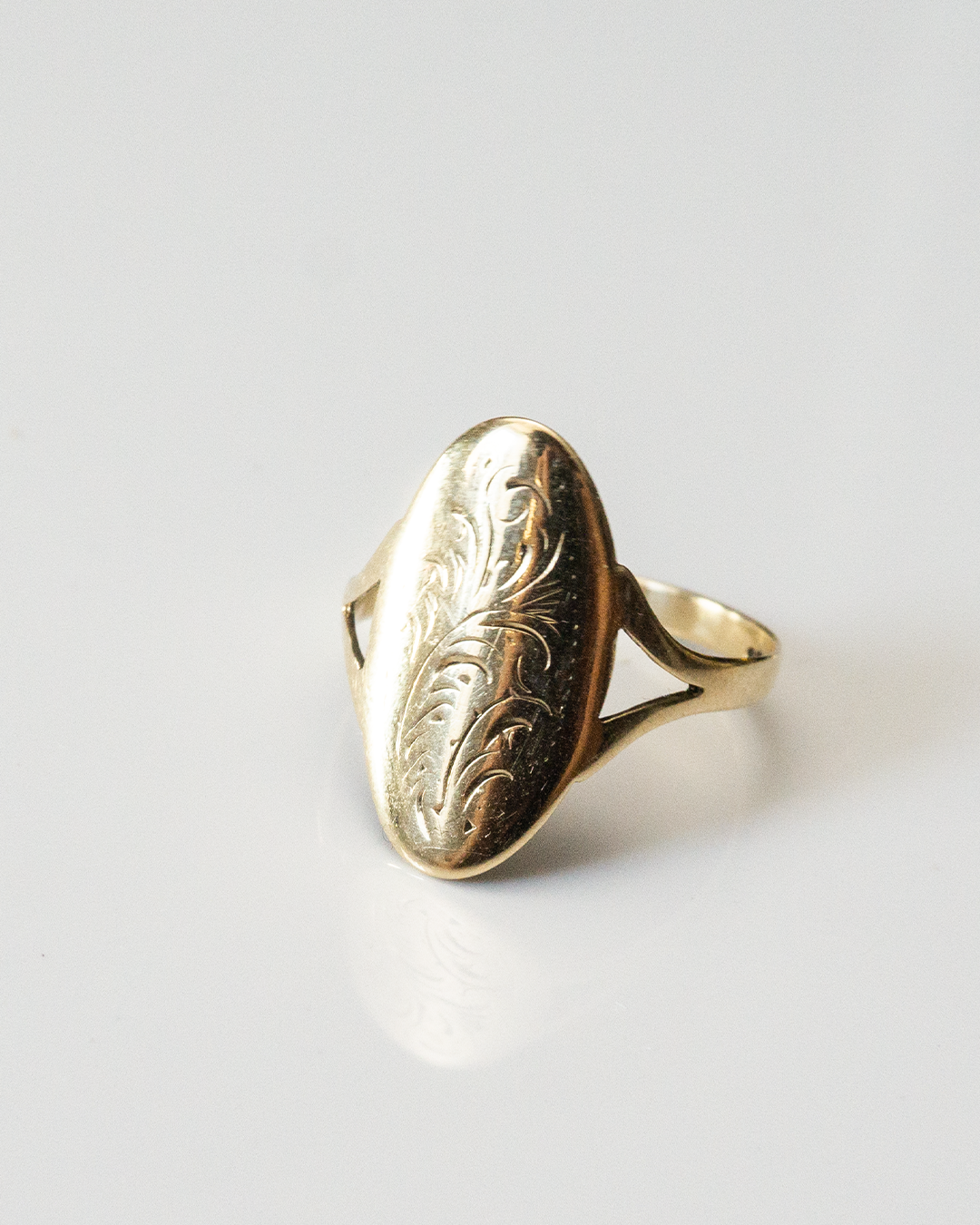 florence signet ring