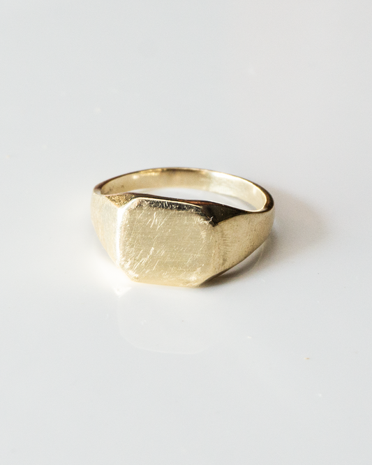 golden square signet ring