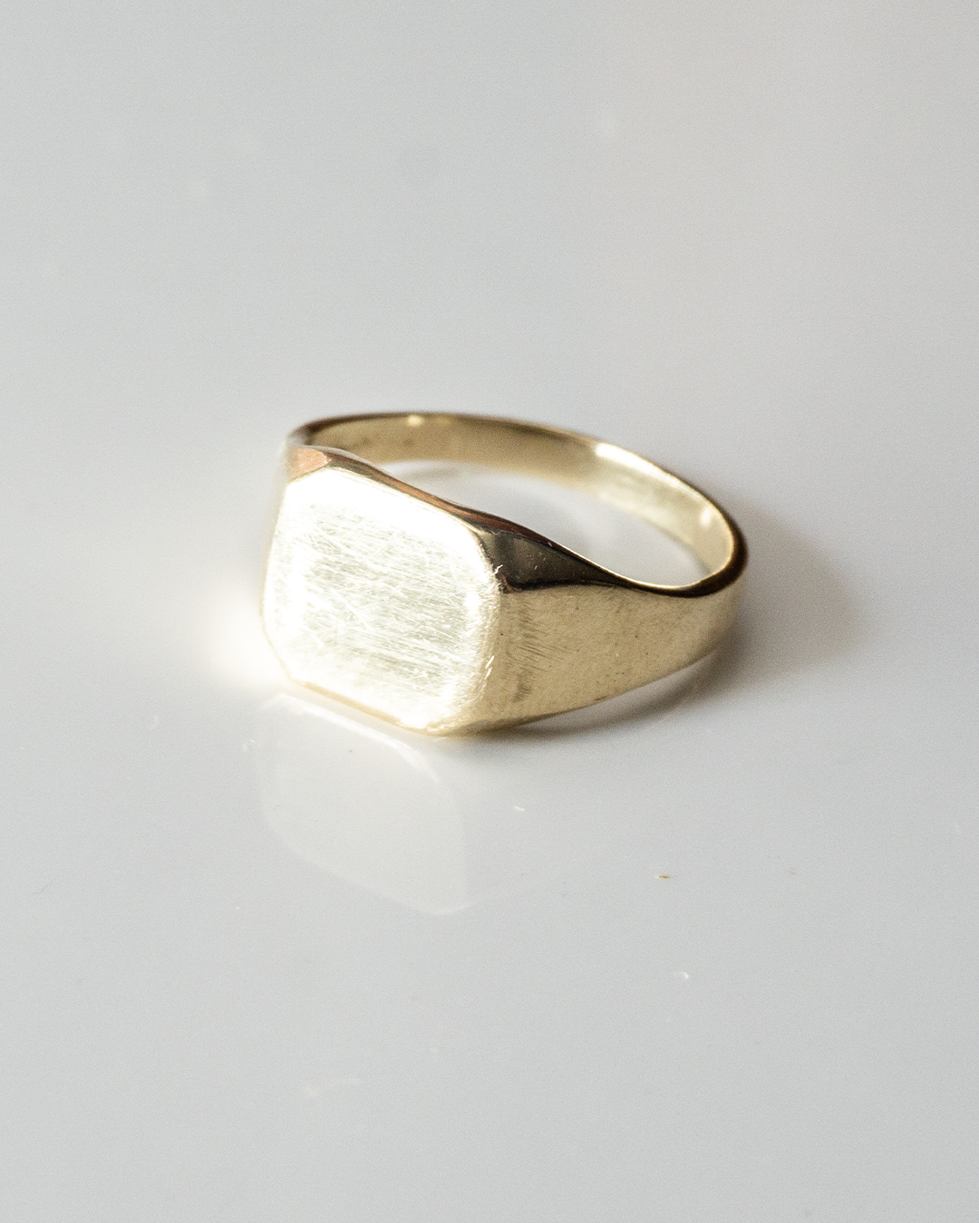 golden square signet ring