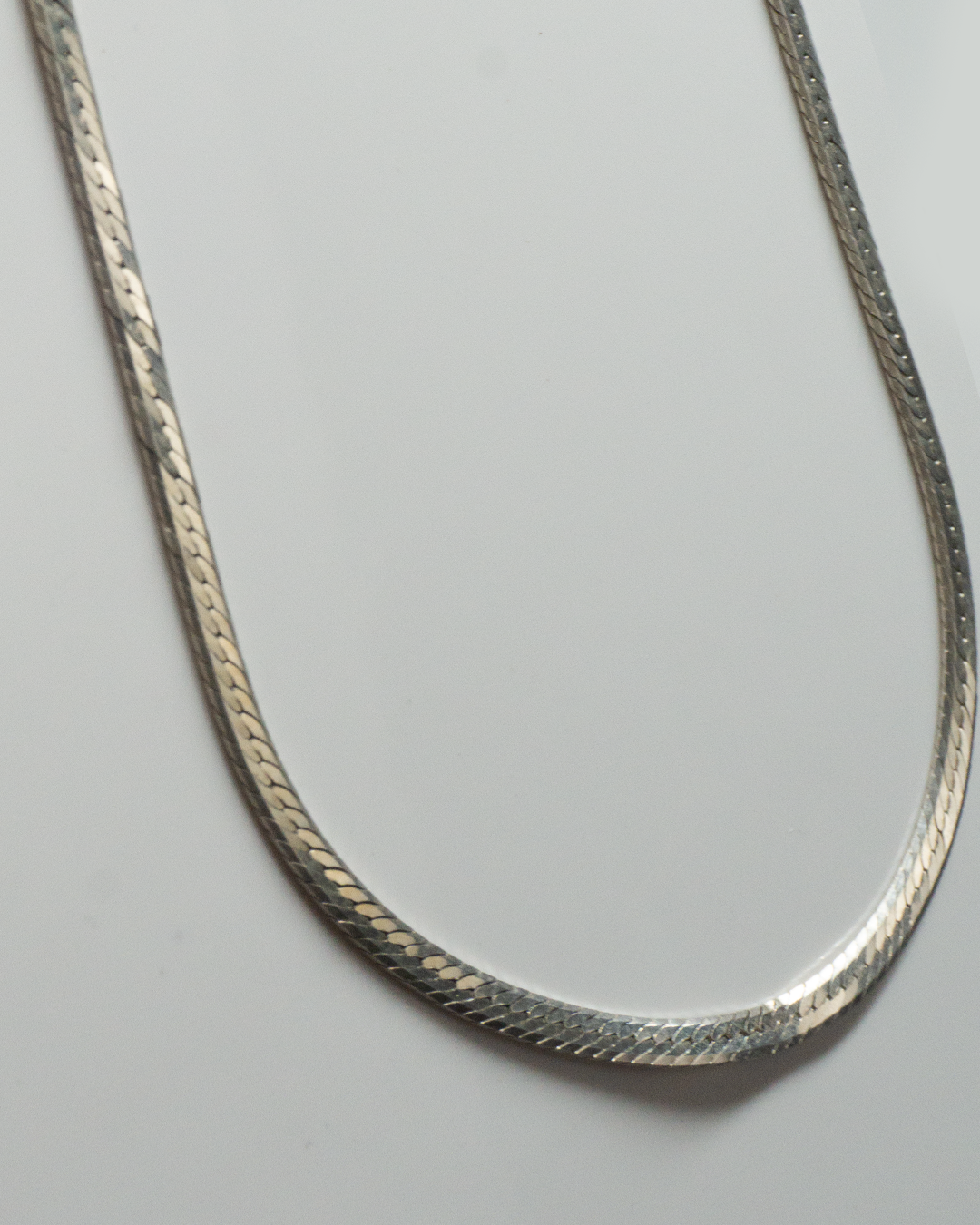 shiny snake chain