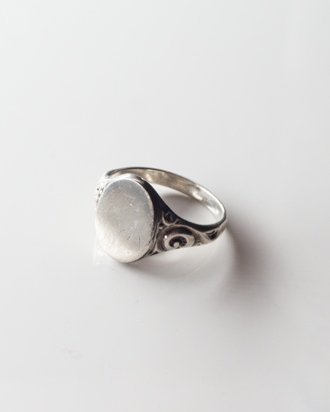 silver signet ornament ring