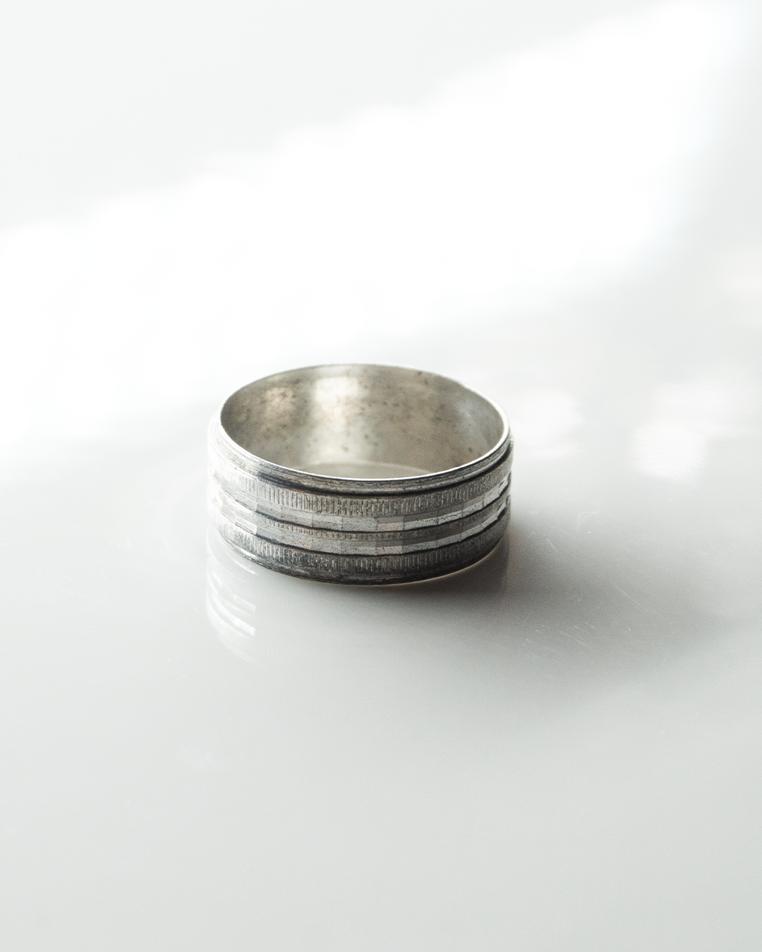 silver thick band ring