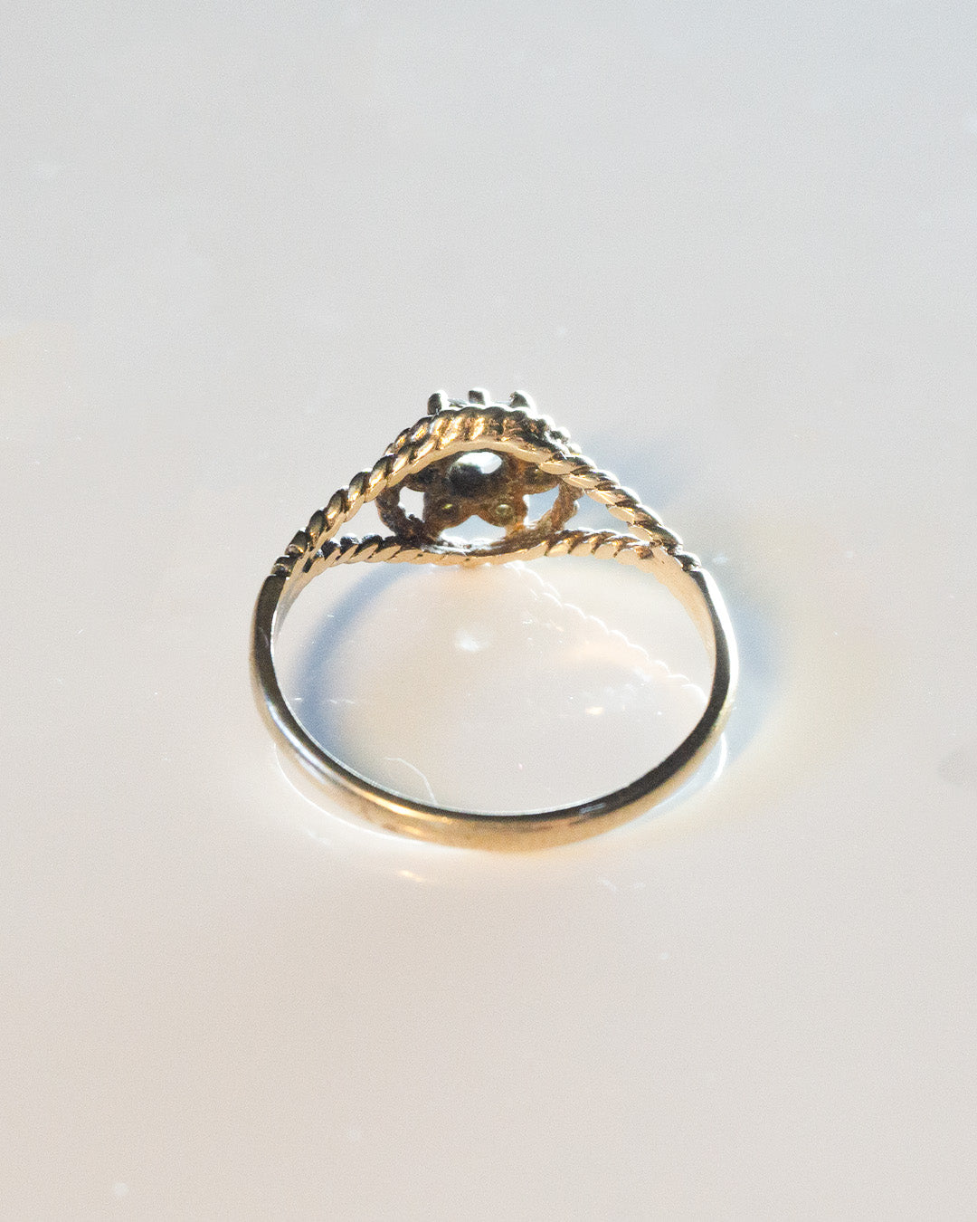 Twist & Bloom Gold Ring