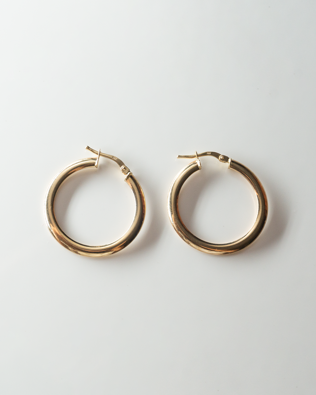 medium bold hoops