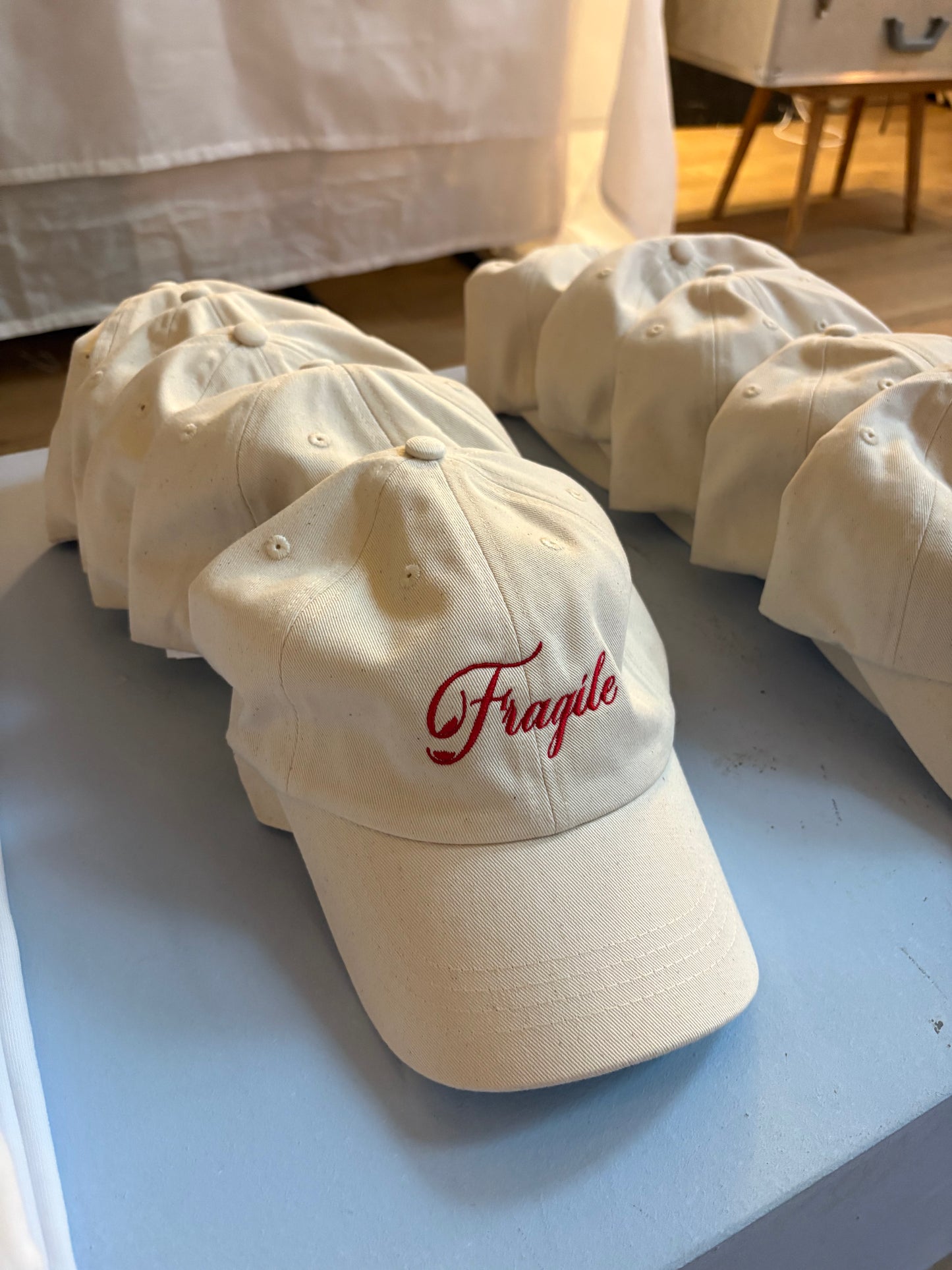 Fragile Cap