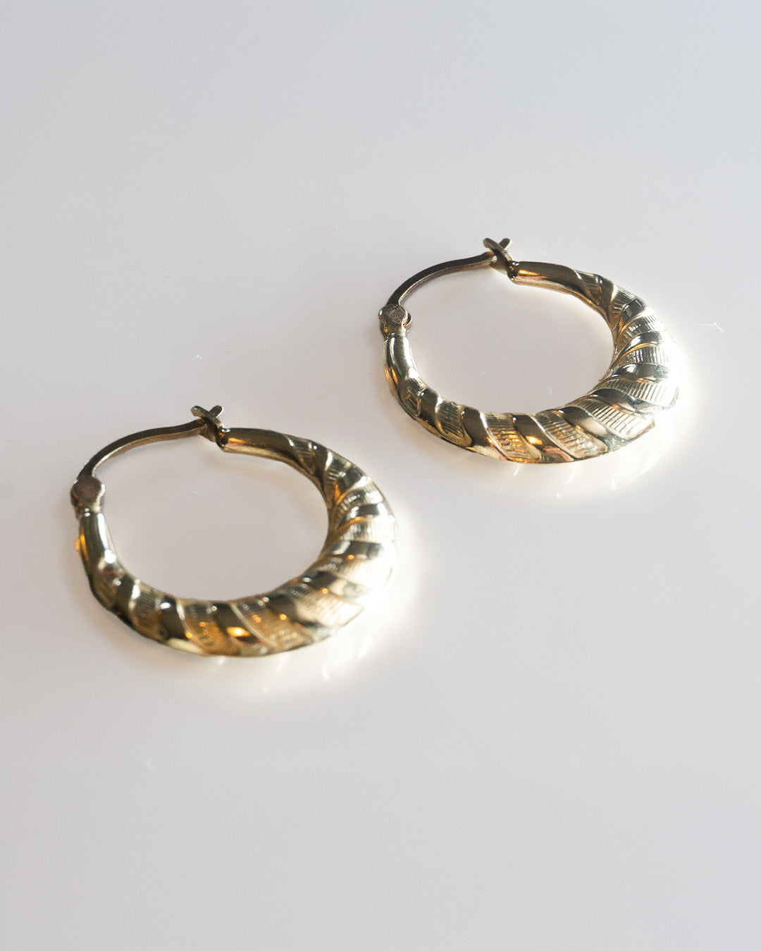 spin me round hoops