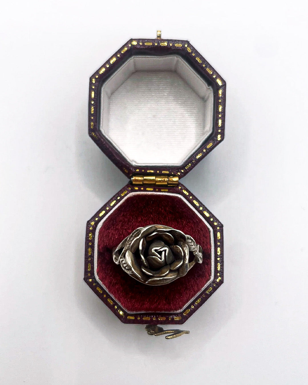 big rose ring