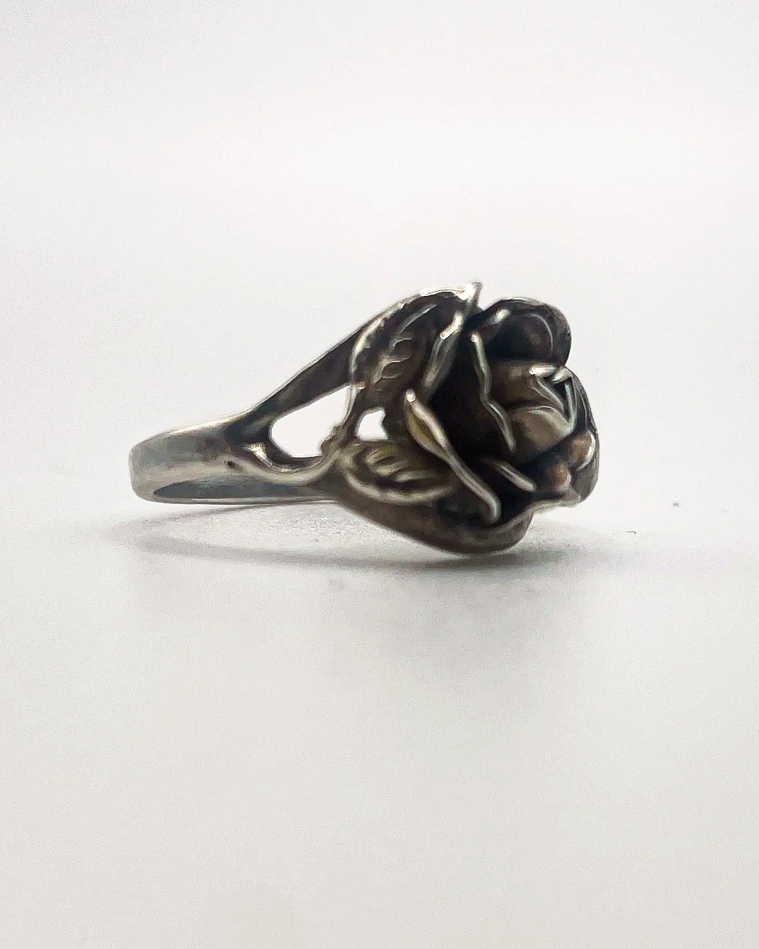 big rose ring
