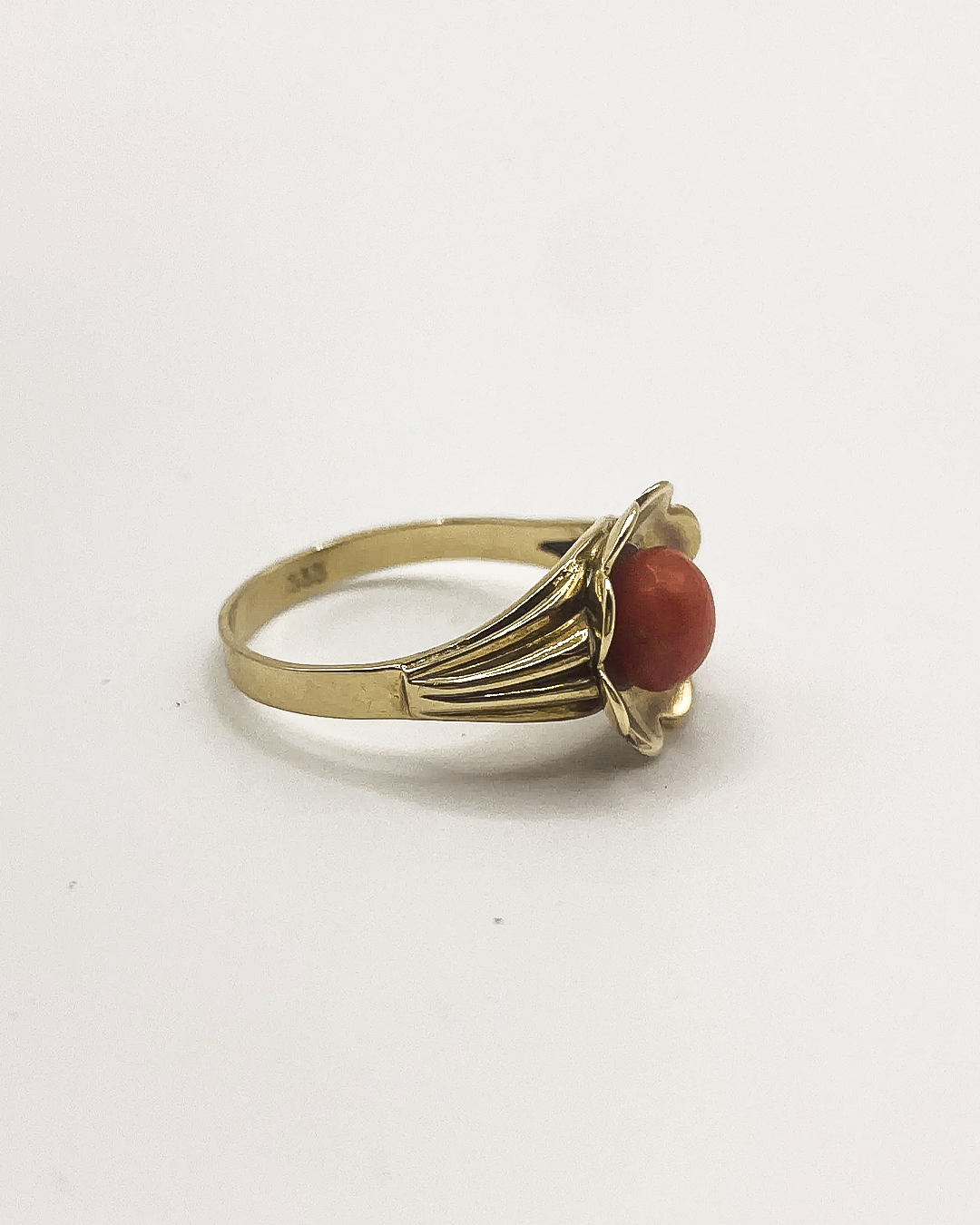big flower ring