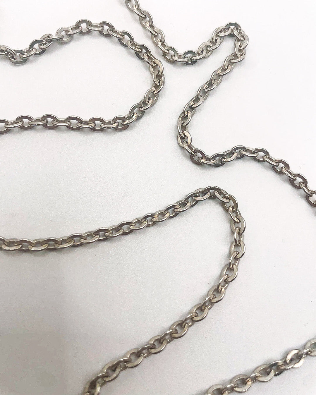 circle silver chain