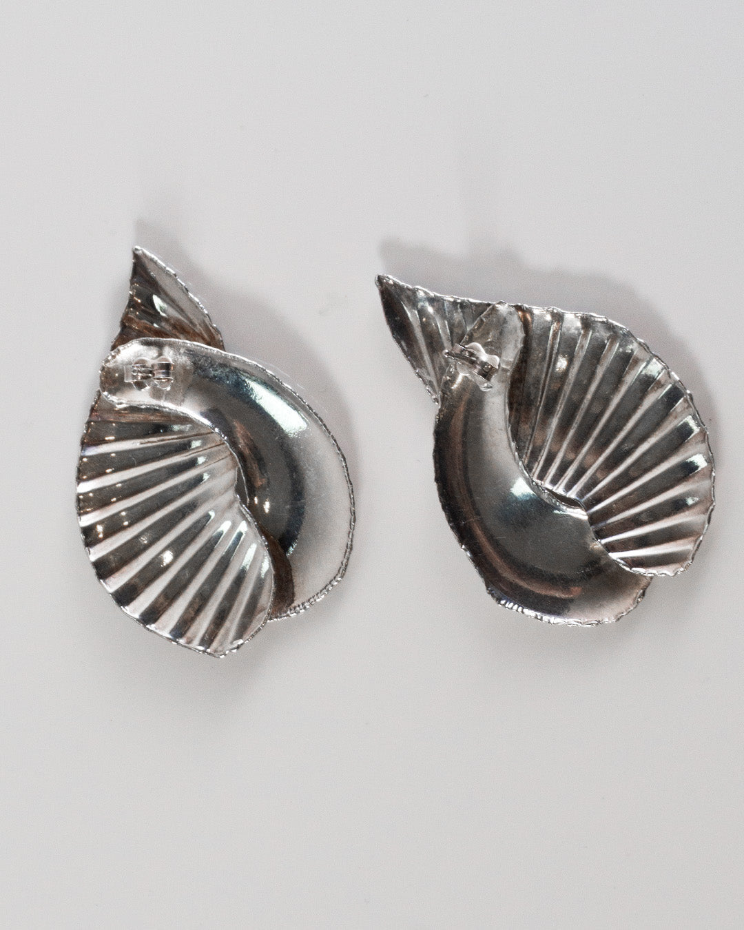 conchas earstuds