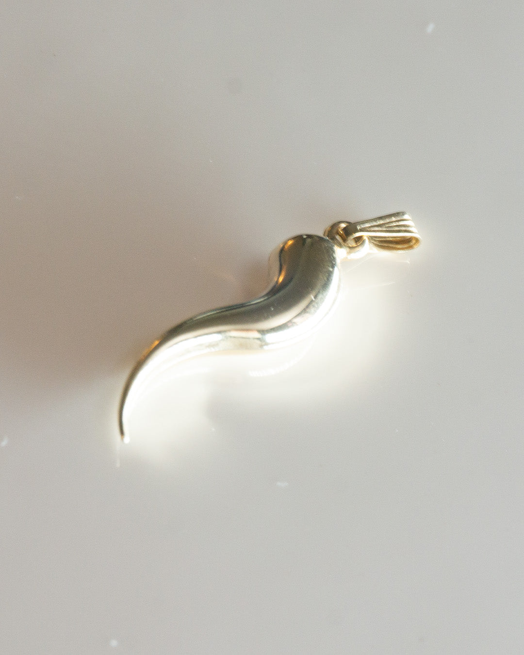 cornicello gold charm