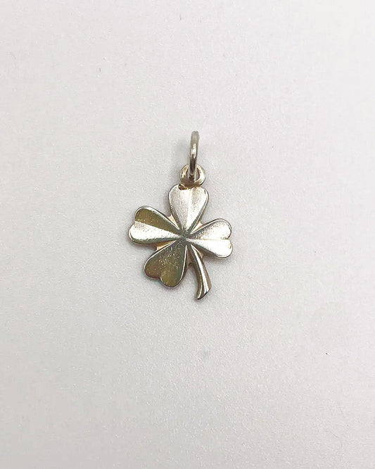 good luck charm clover