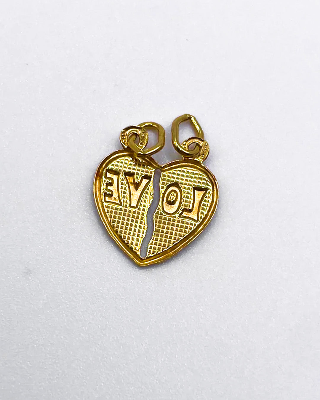 heart to share charm