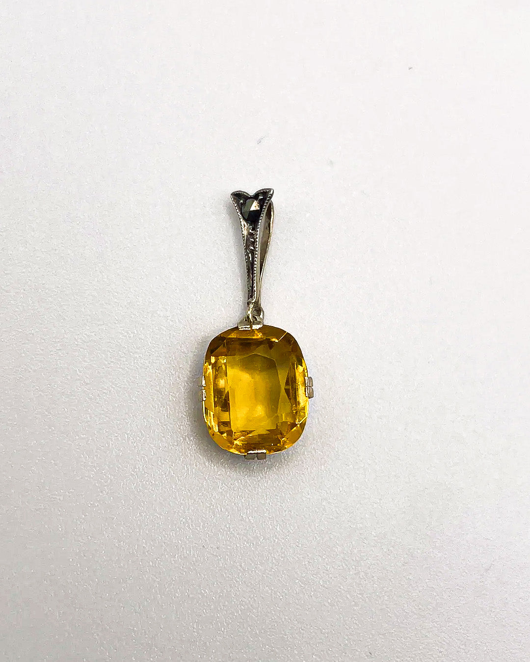 honey stone charm