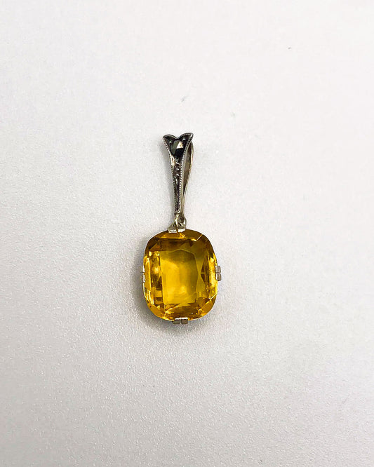 honey stone charm