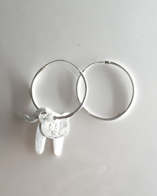 one kitty hoops