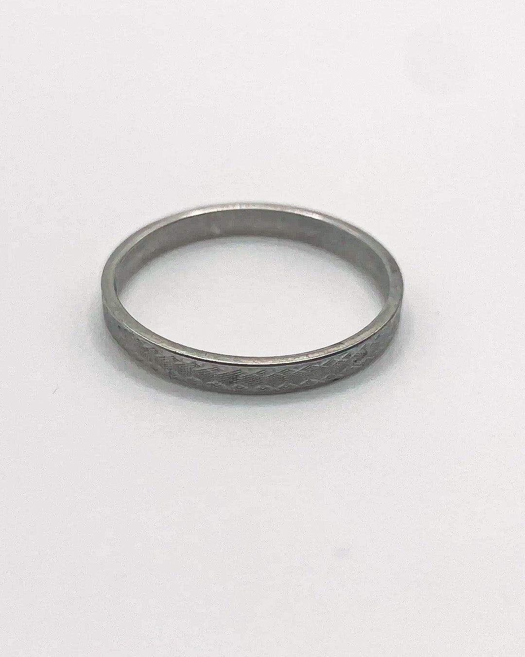 patterned band ring