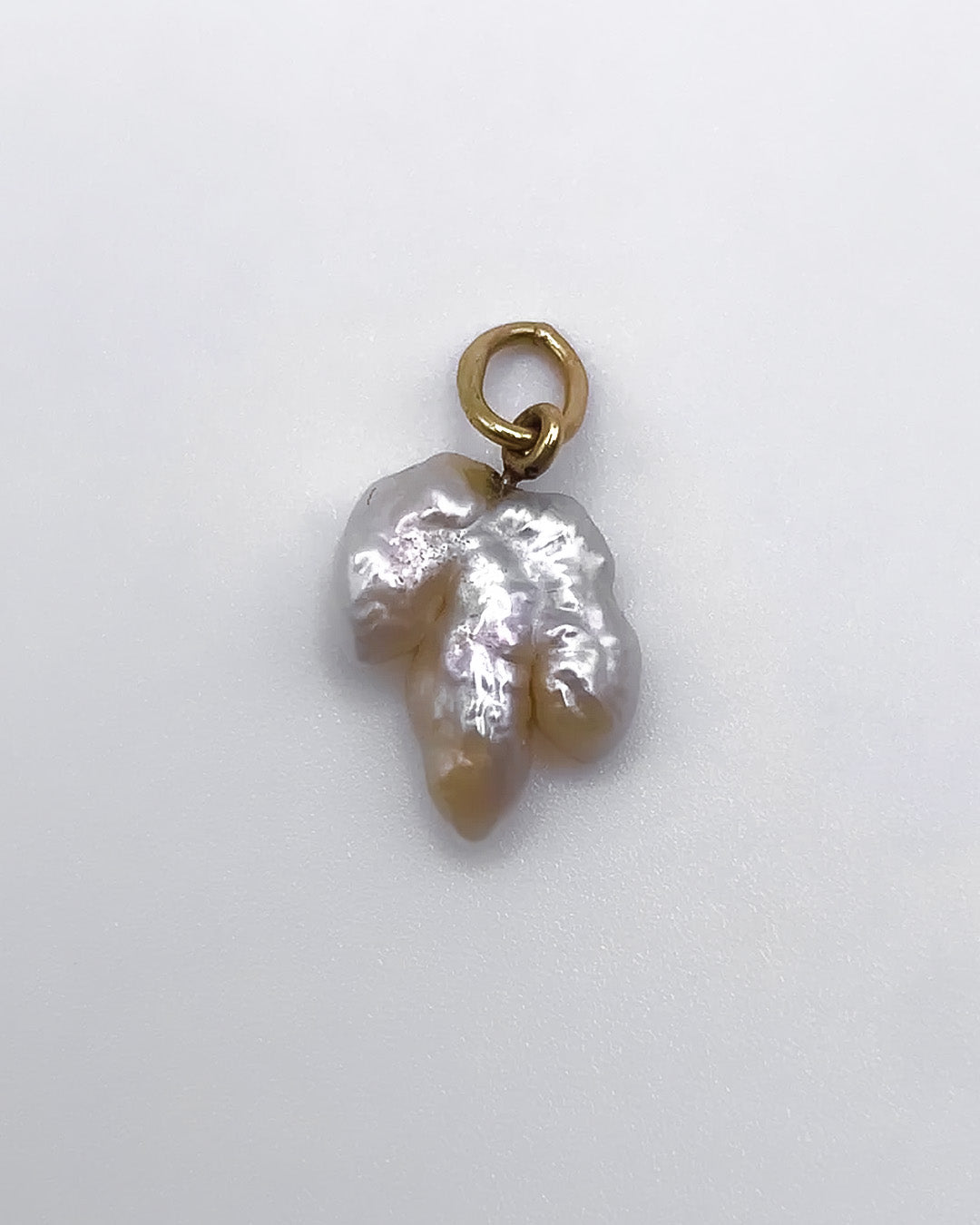 pearl beauty charm