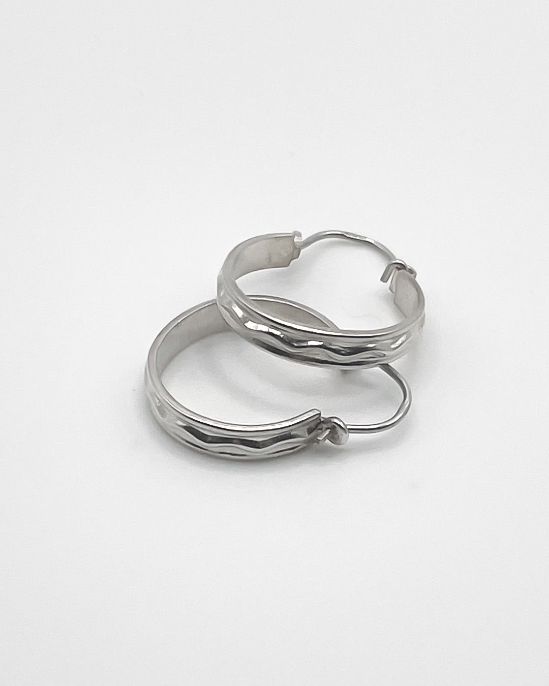 wave hoops